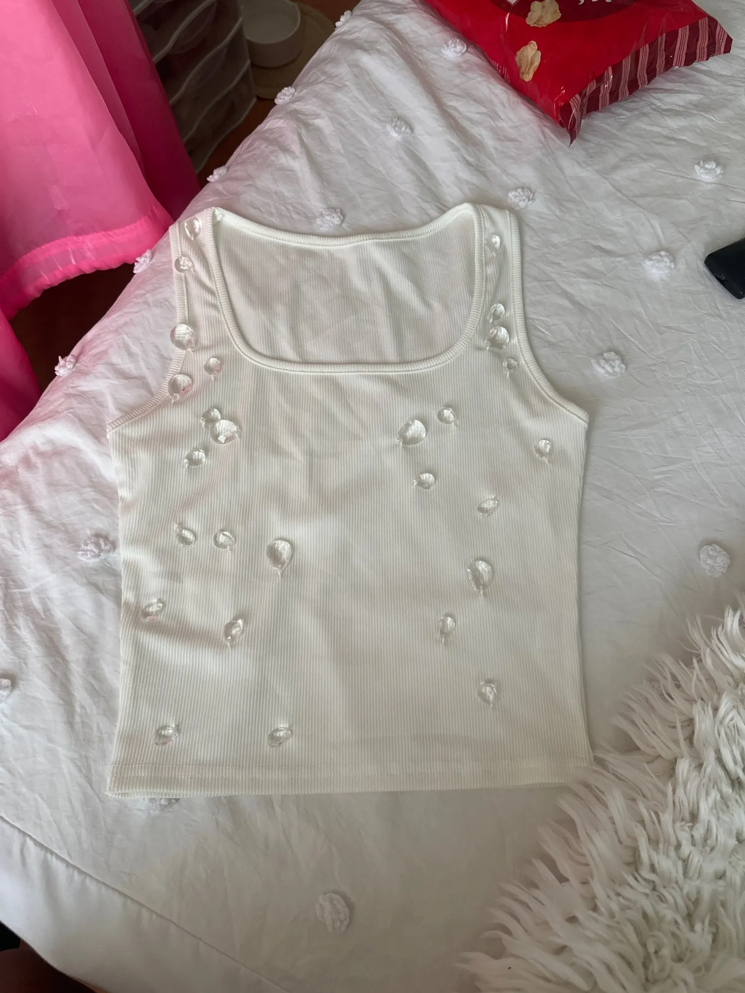 Sleek Water Droplets Tank for Dazzling Evening Style photo review