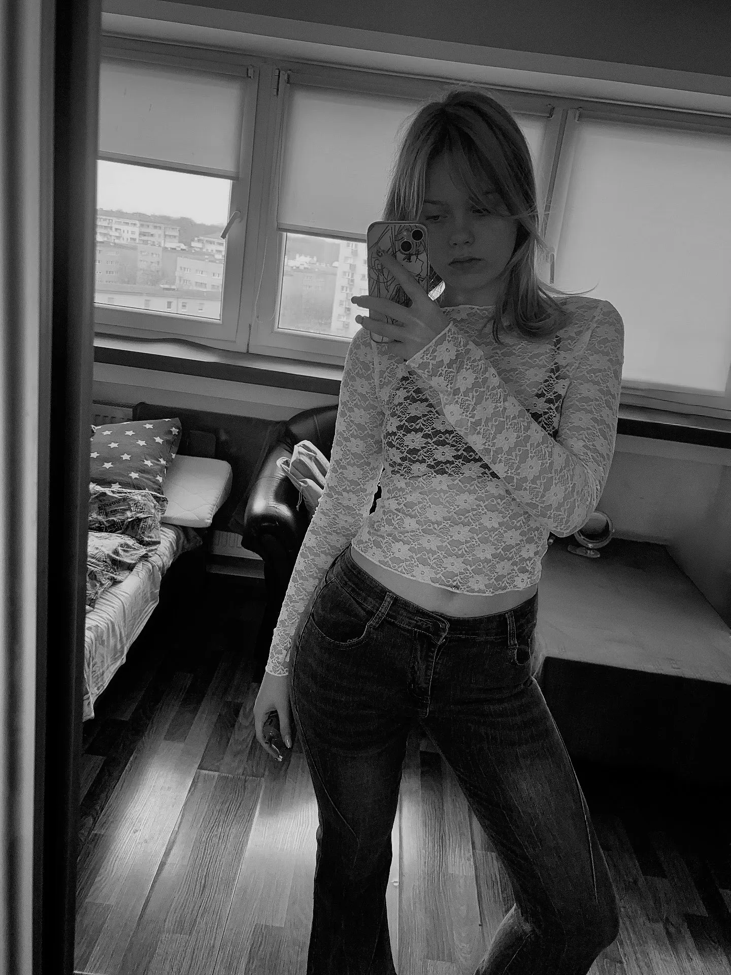 Lace-Trimmed Long Sleeve Crop Top for Unforgettable Nights photo review