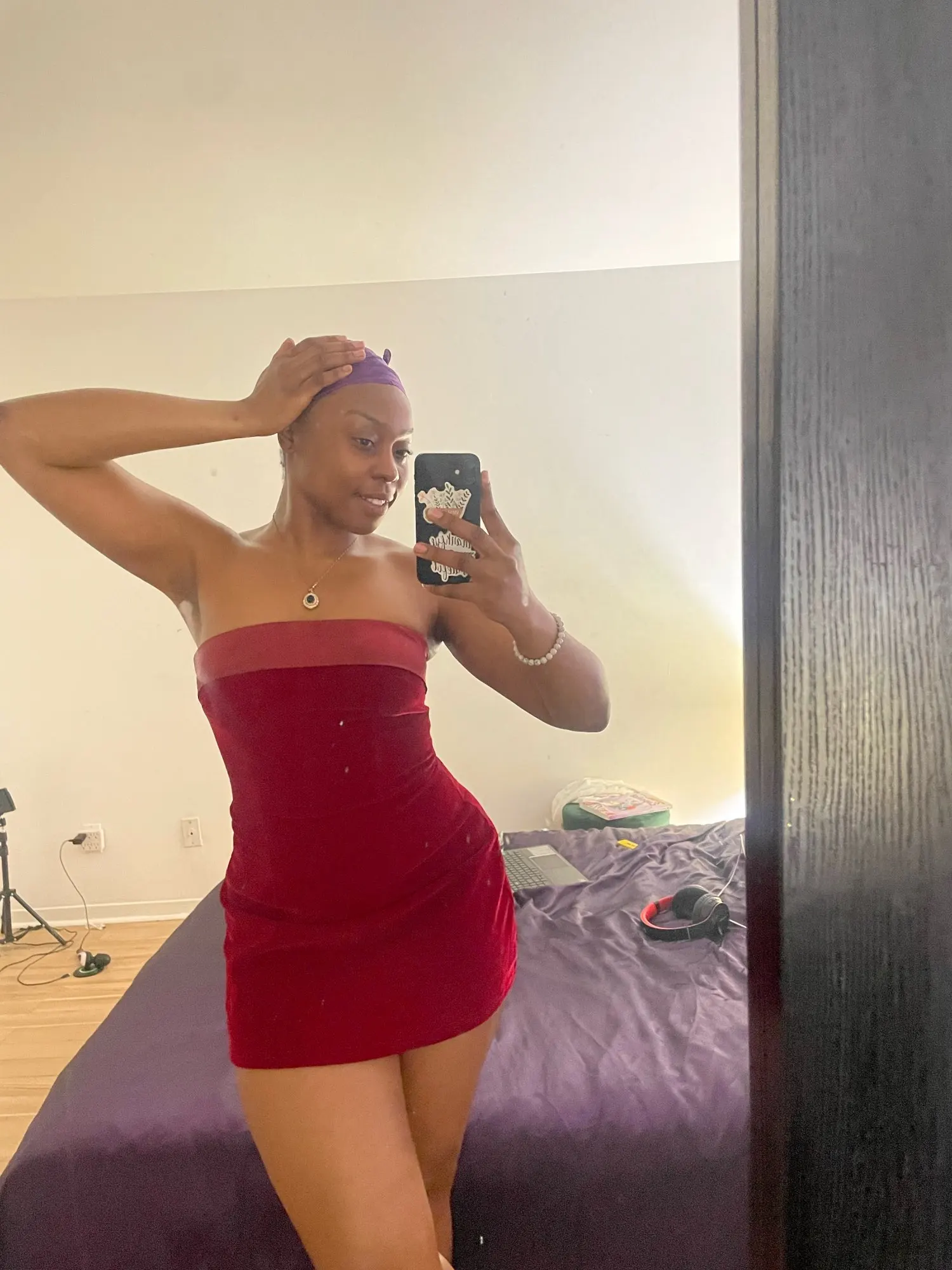 Elegant Off-Shoulder Bodycon Mini Dress for Stunning Nights photo review