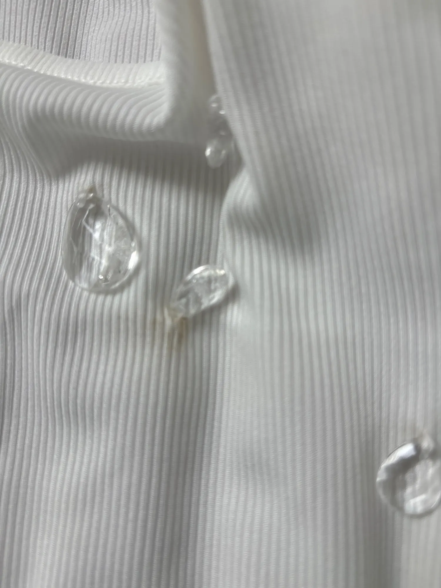 Sleek Water Droplets Tank for Dazzling Evening Style photo review