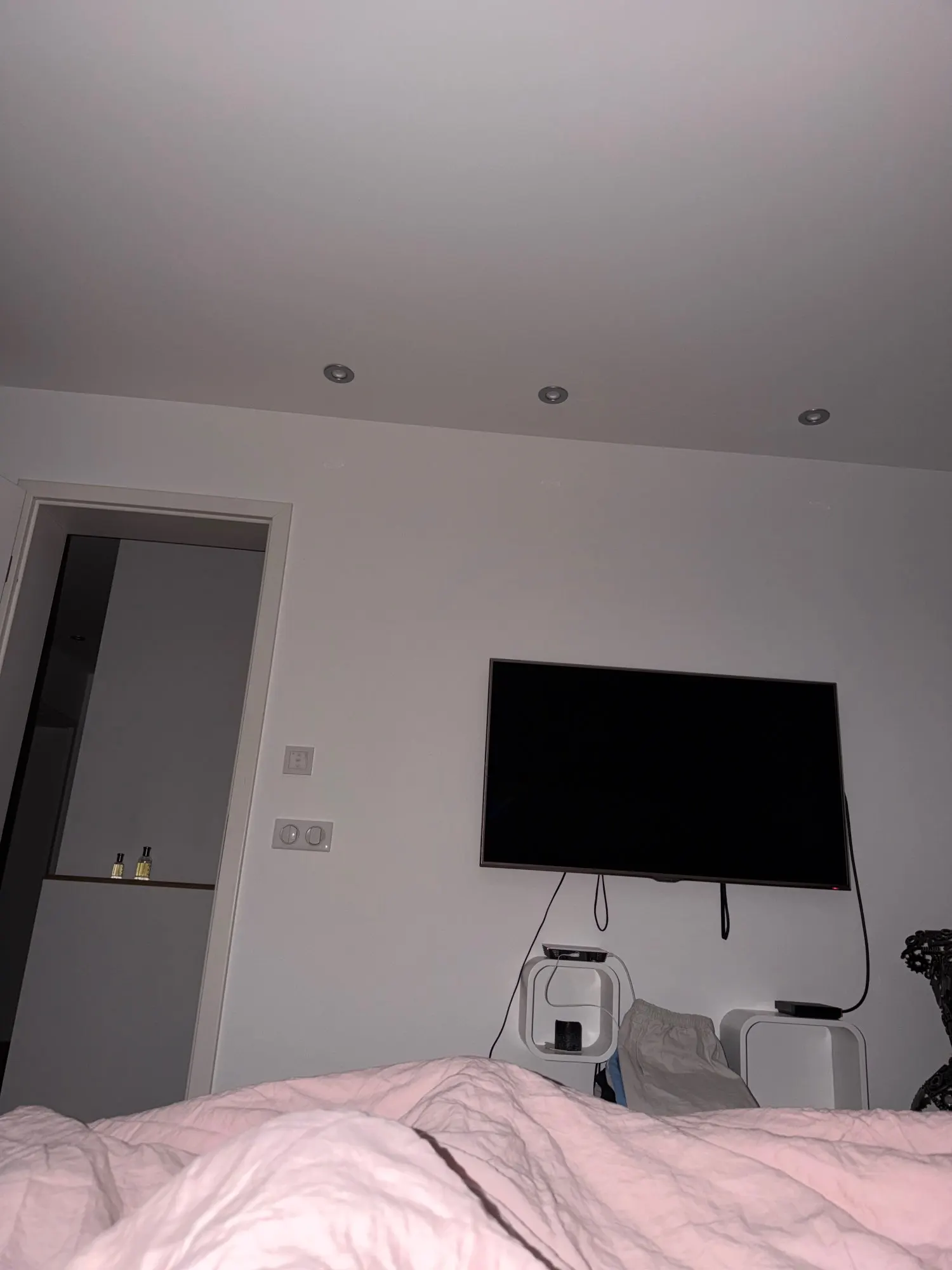 Click To View Full Screen Aee9C373370B043E7A4B82087B90Ccdcf7