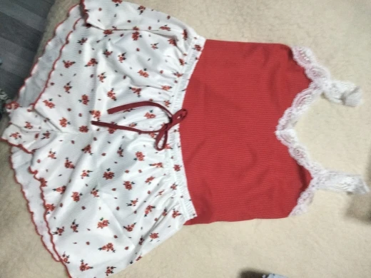 Lace-Trimmed Two-Piece Camisole & Shorts Sleep Set photo review