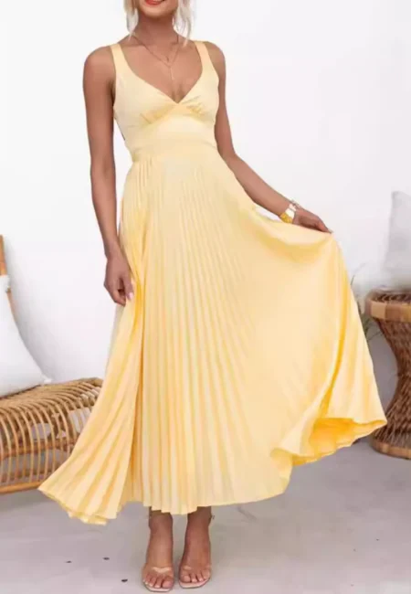 Summer Fashion New Style Women's Elegant Strap Fold Style Loose Solid Color Vacation Style Banquet Style Women's Long Dress