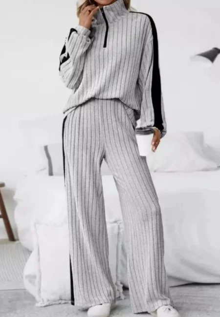 Ladies' winter casual knitted suit with long sleeved top and trousers