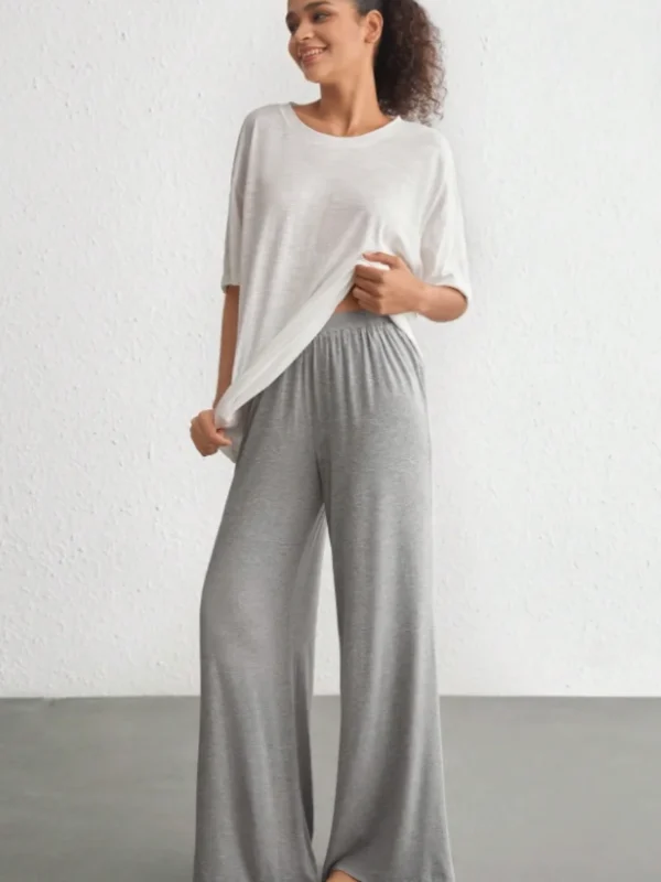 Women's comfortable spring and autumn wide leg pants; casual and fitting women's high waisted loose straight leg sports pan