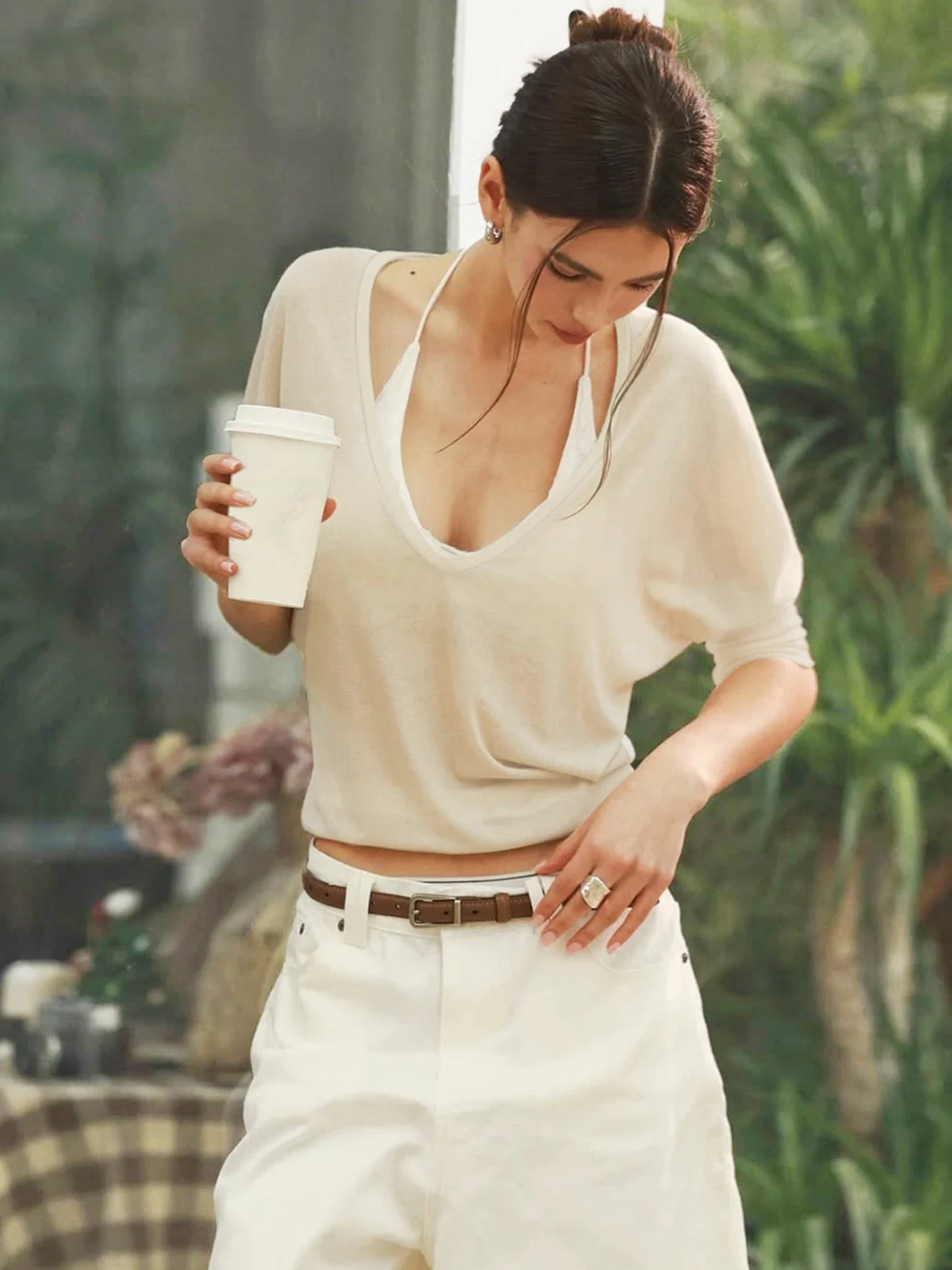 kf-S870d2e92492744a5aa440244e8c65fe6f V-Neck Long Sleeve Tee: Effortless Style for Every Occasion