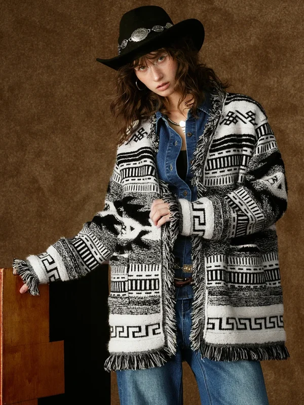 Moopsi 33 Toyouth Women'S Knitted Outerwear Winter New Nomadic Ethnic Style Tassel V Neck Cardigan