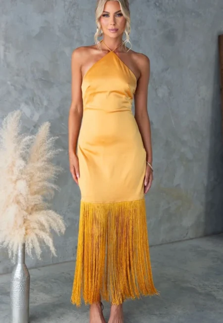 Summer New Fashionable Style Solid Color Off Shoulder Tassel Tight Package Hip Resort Long Back Dress