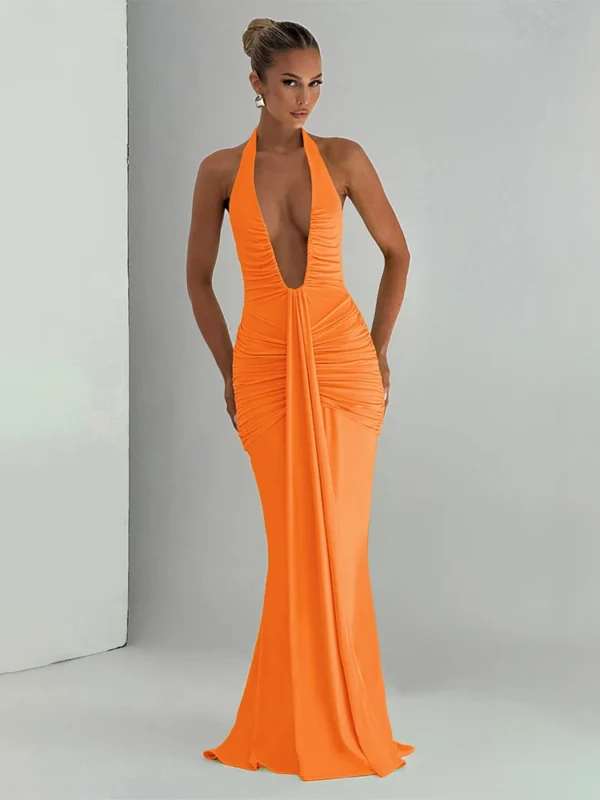 Sleek Backless Maxi Dress with Halter Neck for Effortless Elegance