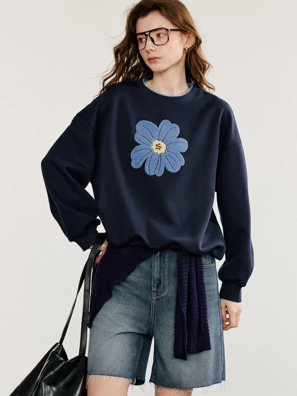 TOYOUTH Women Hoodies Sweatshirt Autumn New Green Velvet Flower Embroidered Round Neck Pullover Cotton Tops