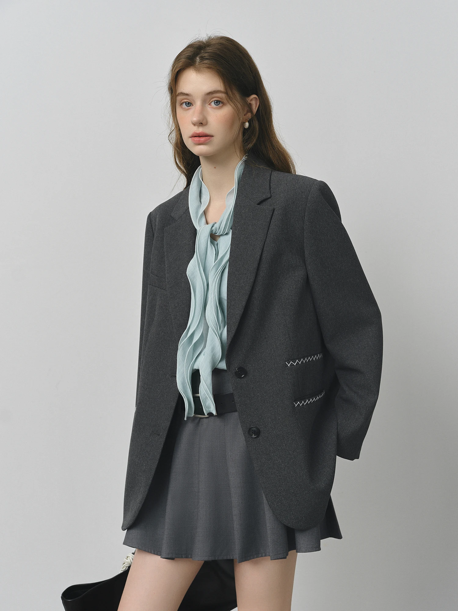 kf-S128a938c83b442b895dce154581c3464a FSLE Contrast Color Line One pocket Suit Jacket Autumn New Loose Versatile Notch Lapel Jacket 25FS13150