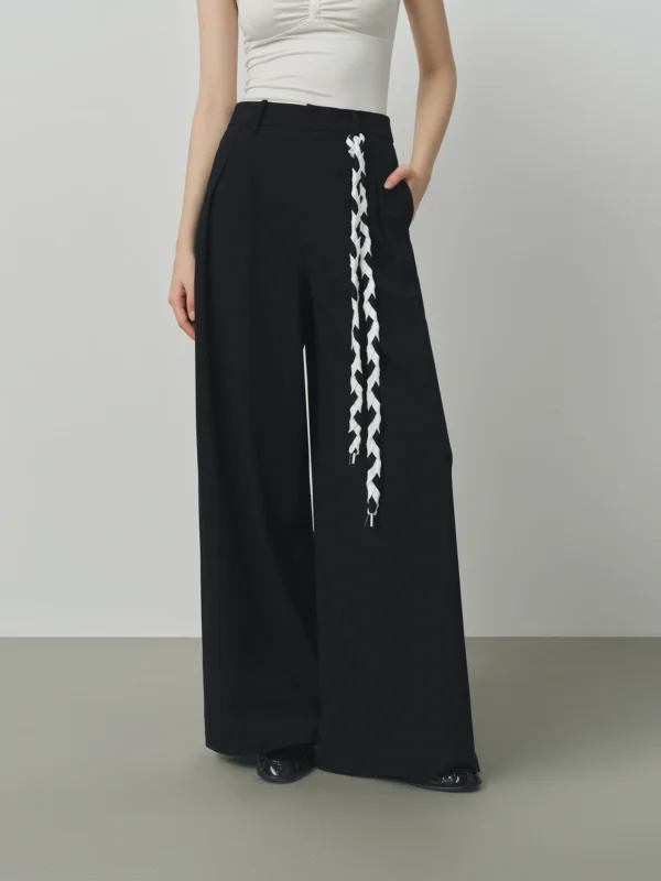 Loose Fit Wide Leg Pants in Black and White
