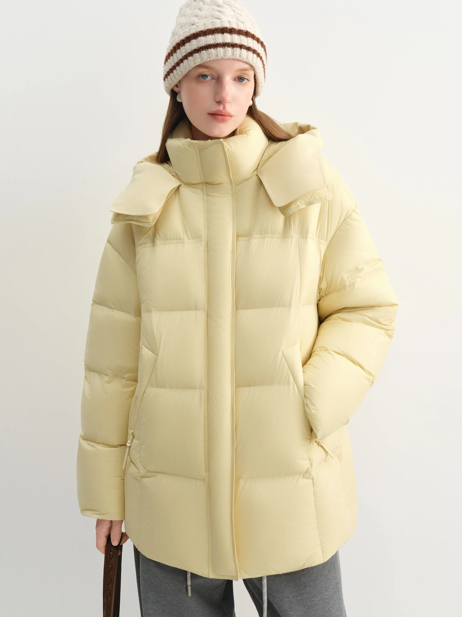 kf-S3321ebe3b78f41ef8b5168c4f445f97an FSLE Winter Women's Oversized Puffer Jacket Short Hooded Down Coat 90% White Duck Down Fill for Casual Comfort and Warmth