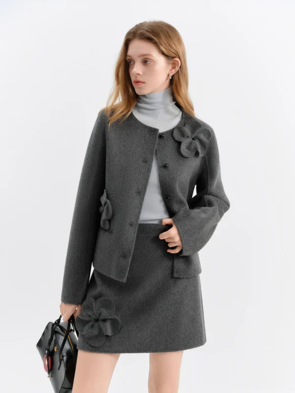 Fsle Winter Women Short Wool Blend Coat Set With 3D Floral Pattern Elegant Two Piece Outerwear For Casual And Date Nights