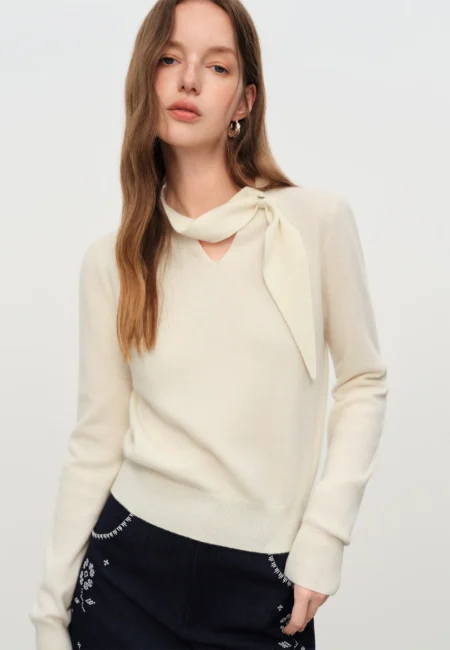 FSLE Korean Hollow Small V neck Ribbon Knitted Sweater for Women Winter New Style Puff Sleeve Top Elegant Simple Commuting