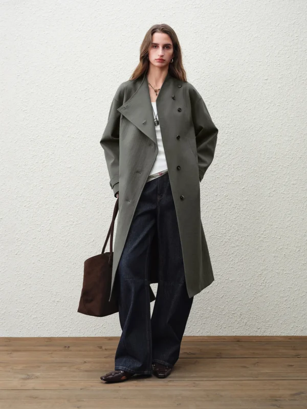 Elegant Green Long Trench Coat with Stand-up Collar and Dropped Shoulders