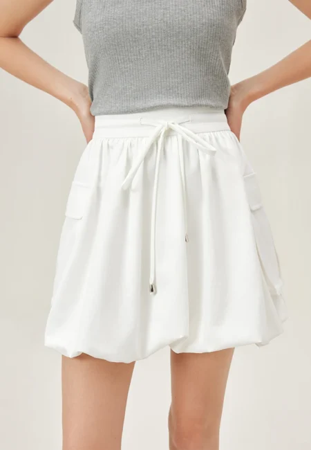 FSLE Summer A Line Women Short Skirt New High Waist Bud Shape Versatile Casual Short Black White Skirt For Women 24FS12908