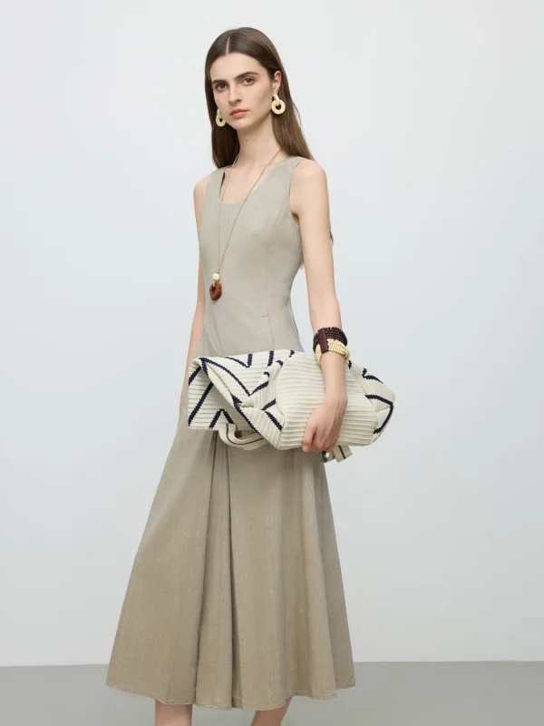 Sleeveless U-Neck A-Line Midi Dress in Coffee