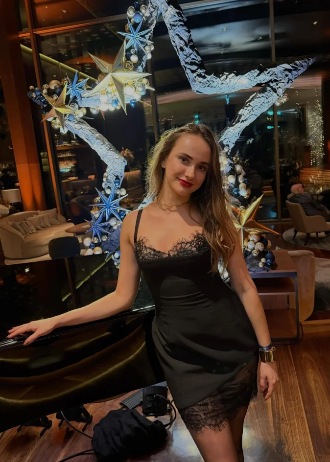 Aae2998d8ac7c4a39b03dd5db627fb6b7m